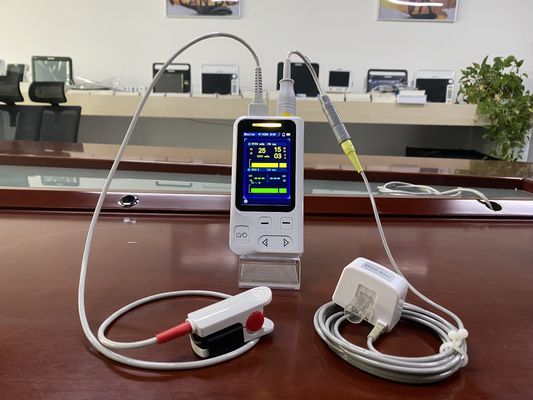 3.5 inch TFT LCD draagbaar draagbaar capnografieapparaat voor volwassenen / kinderen / pasgeborenen