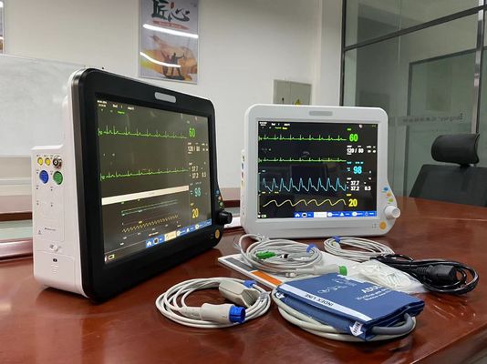 ICU Hartstilstand Multi Parameter Patiënt Monitor Draagbaar Met 15 inch TFT LCD-scherm