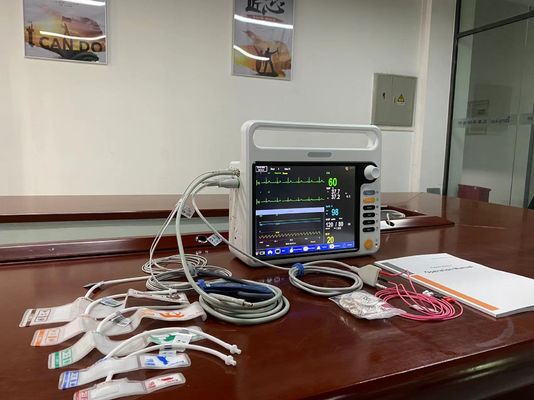 Meertalige patiëntmonitor voor pasgeborenen