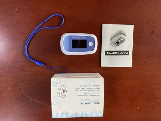 Medische OLED-Vingertopimpuls Oximeter Draagbaar voor de Controle van PR SPOR, de monitor van de bloedzuurstof