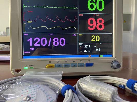 Zeer nauwkeurige draagbare patiëntmonitor met meerdere parameters en 12,1 inch TFT LCD-scherm