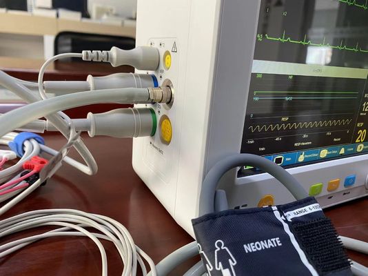 Algemeen Ward Clinic Portable Patient Monitor met de Temperaturenmeting van EtCO2 ECG SPO2 NIBP
