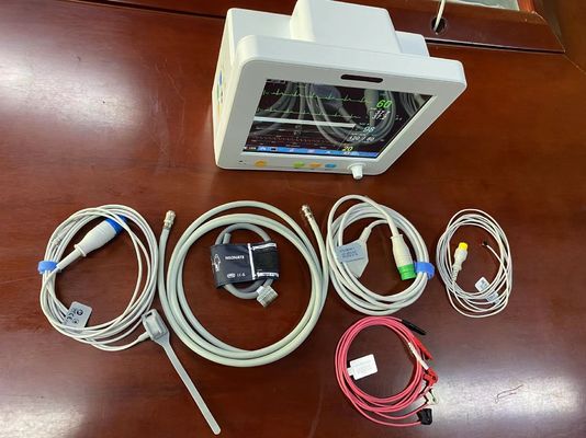Lichtgewichtpasgeborene Geduldige Monitor, de Temperaturen Draagbaar Vital Signs Monitors van ECG SPO2 NIBP