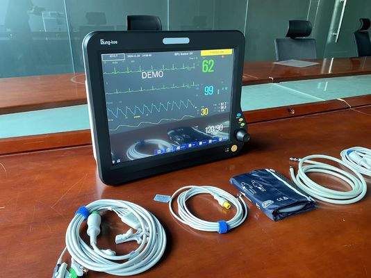 15 inch draagbare multi-parameter patiëntmonitoren met HL7-compatibel, USB-data-uitgang, VGA, verpleegkundige oproepen en vitale zingen